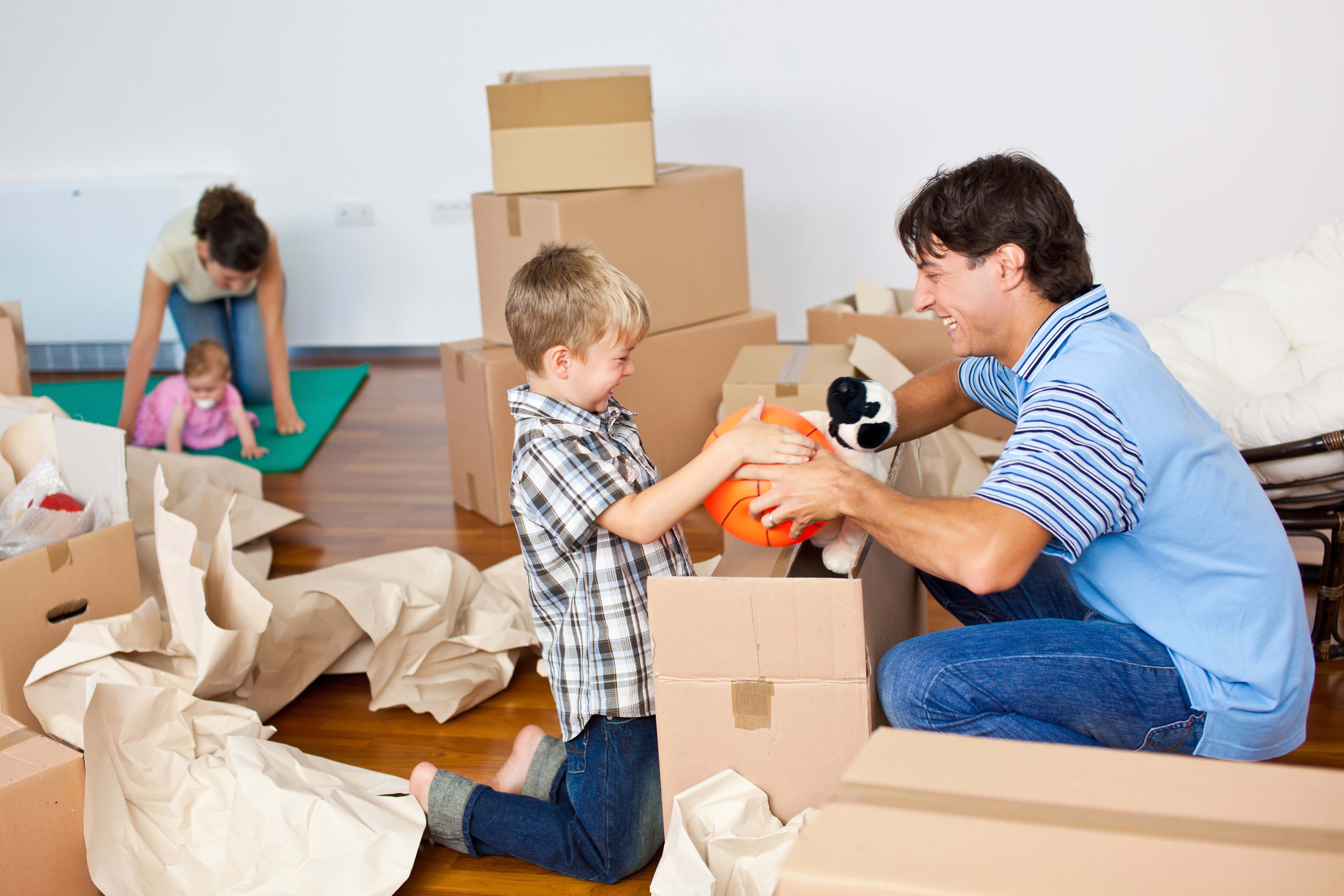 Family packing ready to choose storage size
